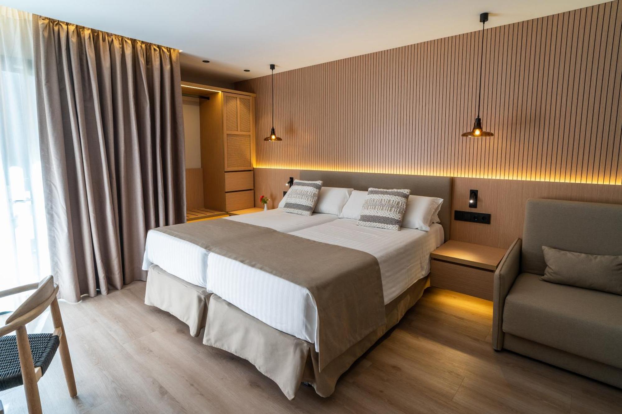 Portblue Club Pollentia & Hotell 4*